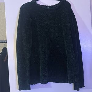 Dark green sweater for the upcoming warmer season!